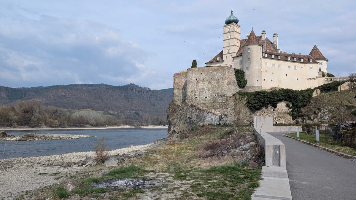 Lock, Austria