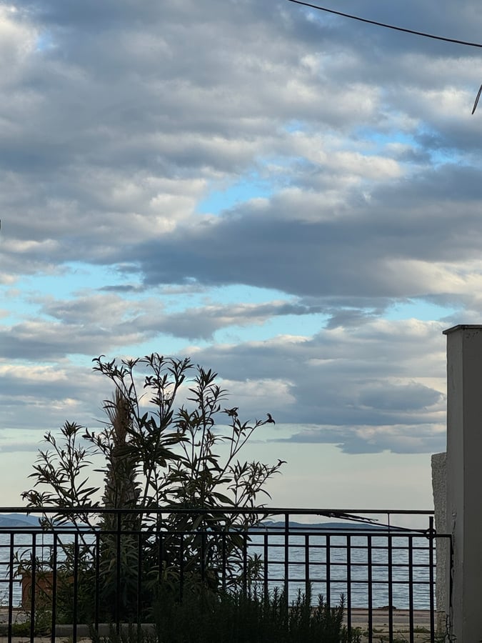 March 31, 2026 - 6:51 PM, Greece