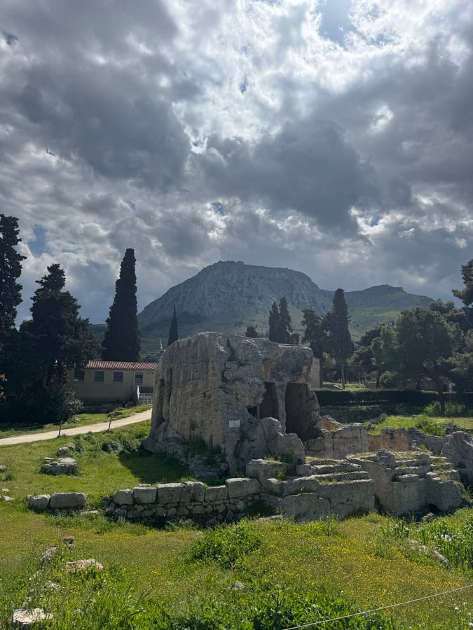 March 31, 2026 - 10:25 PM, Greece