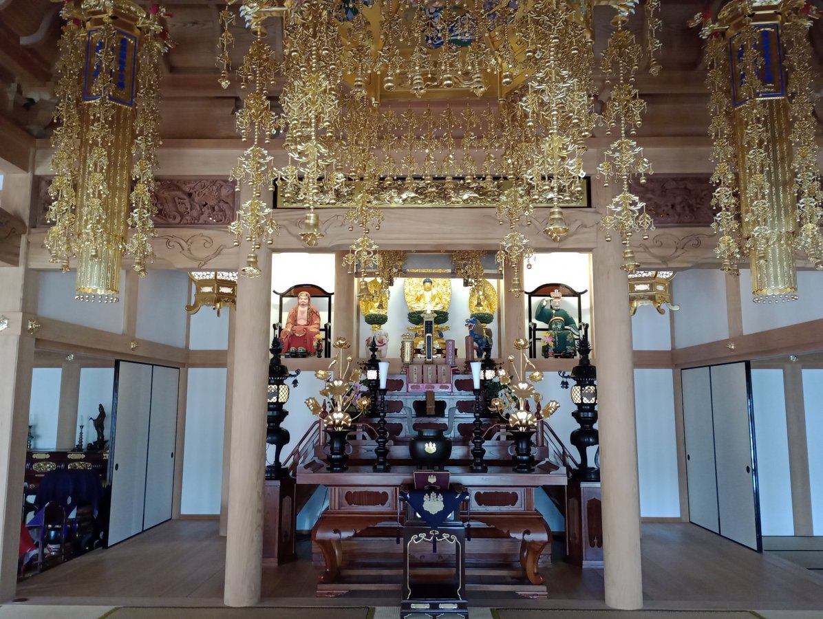 Eikokuji Temple, Japan