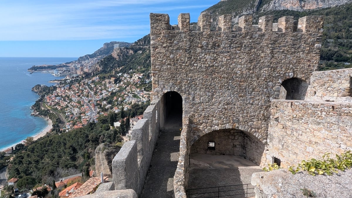 Mentón, Francia