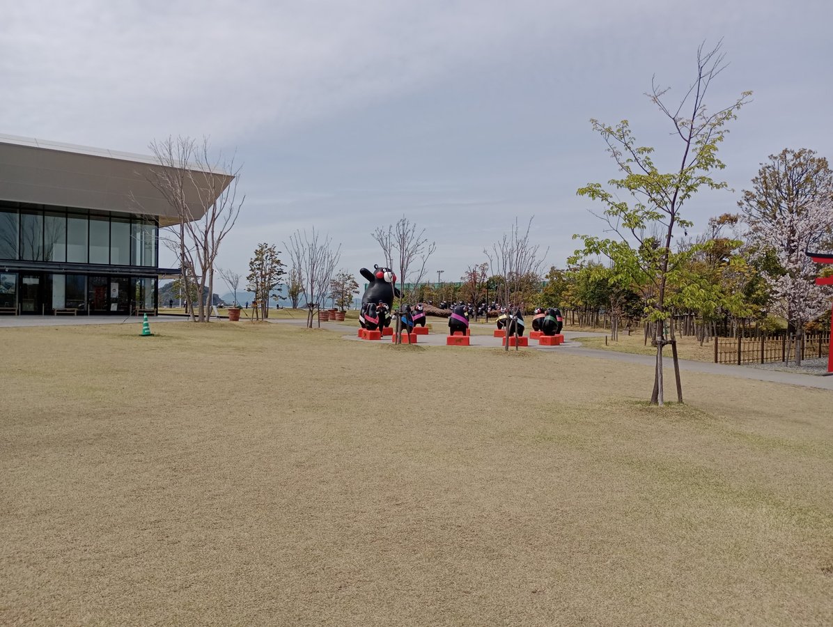Kumamon am Hafen, Japan