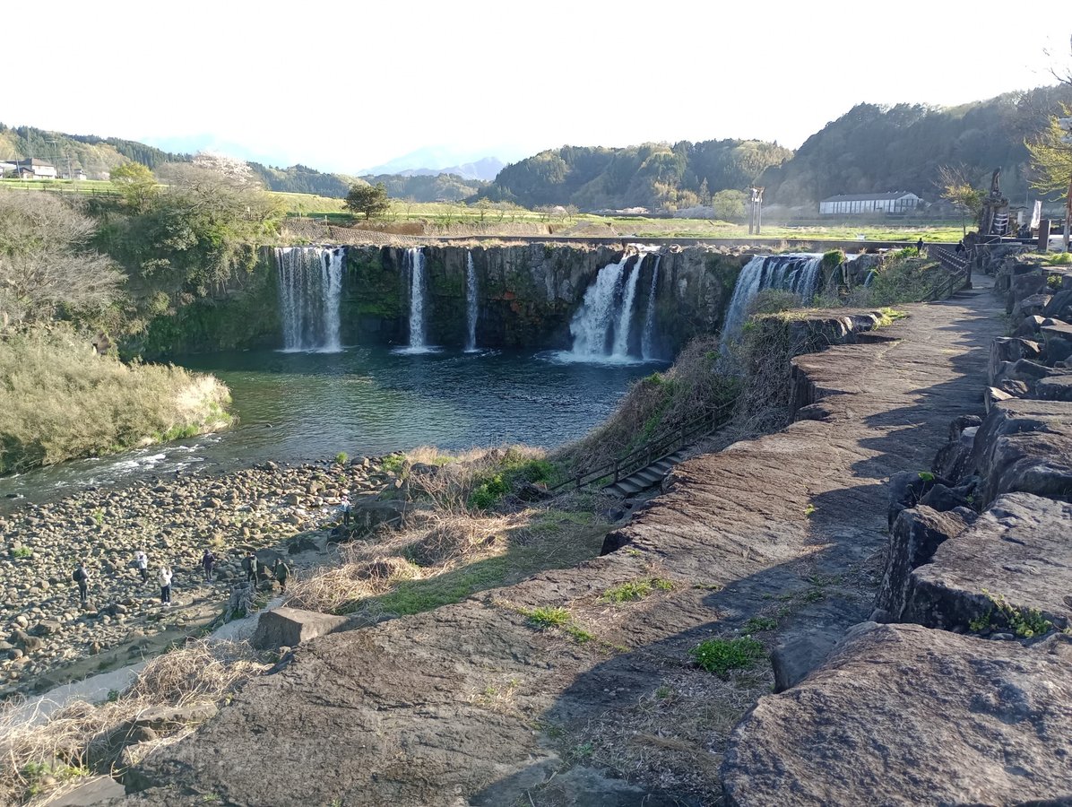 Chutes d'Harajiri, Japon