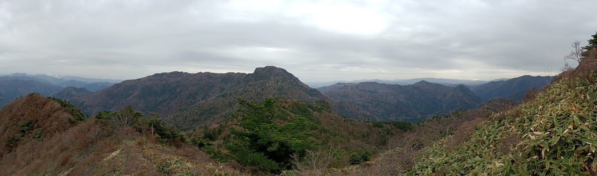 In der Nähe des Iwakurosan-Gipfels, Japan