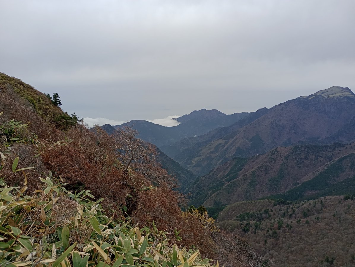 In der Nähe des Iwakurosan-Gipfels, Japan