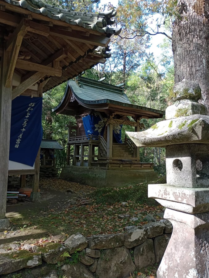 Waldschrein, Japan