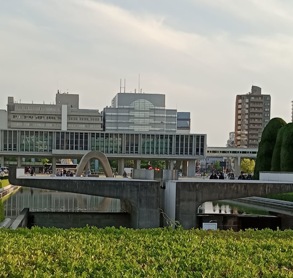 Kenotaph, Japan