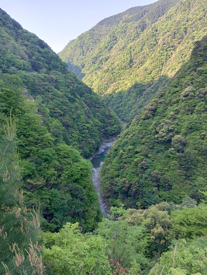 Aussicht von unserem Aussichtspunkt (Campingplatz), Japan