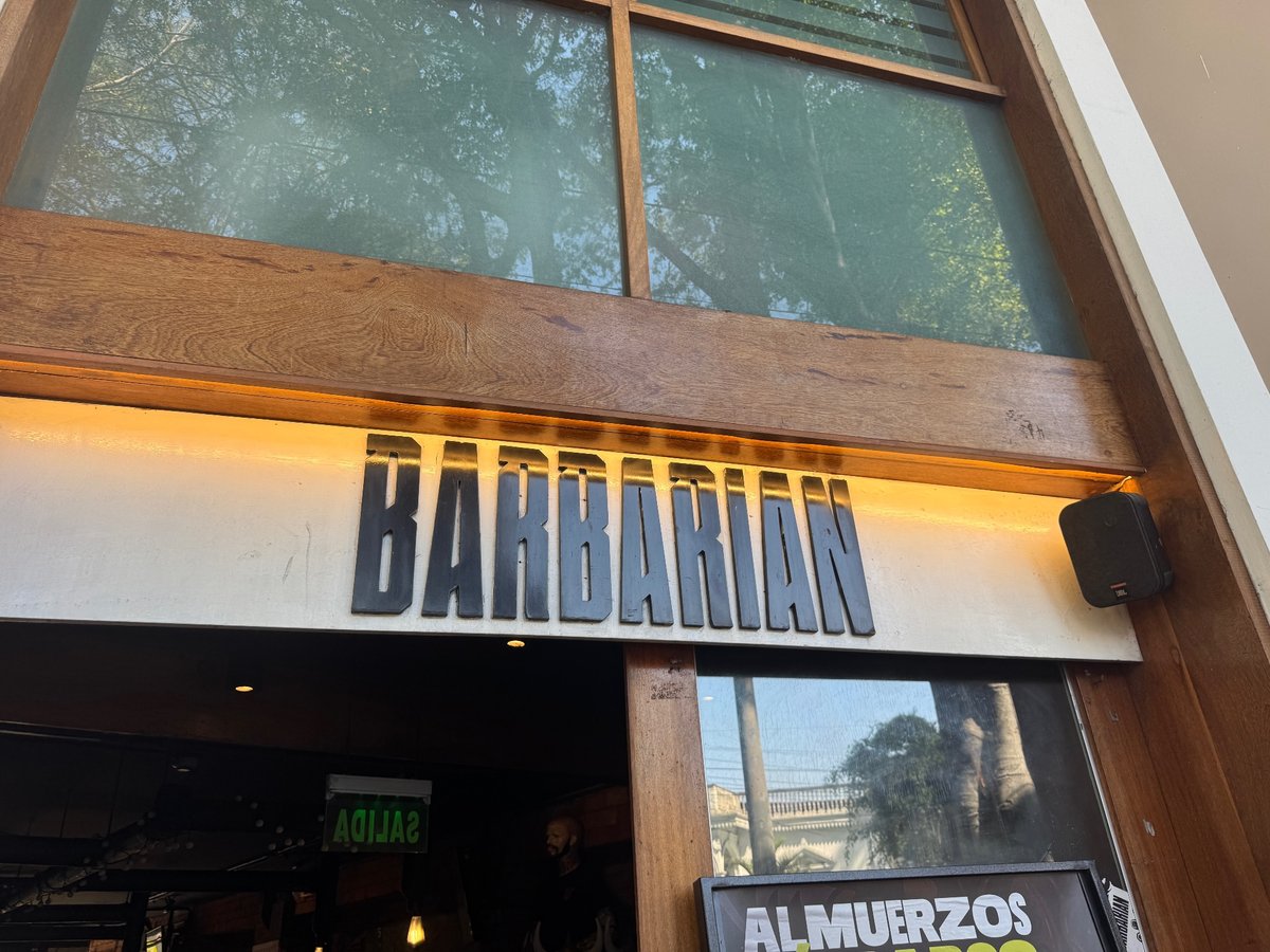 Barbarian, Peru