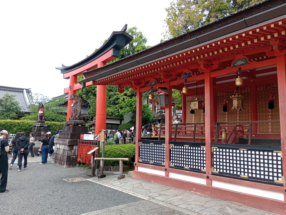 Santuario Fushini Inari, Giappone