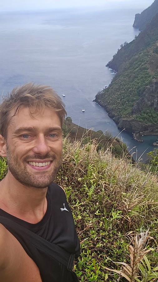 Randonnée en montagne sur le Fatu Hiva, Polynésie française