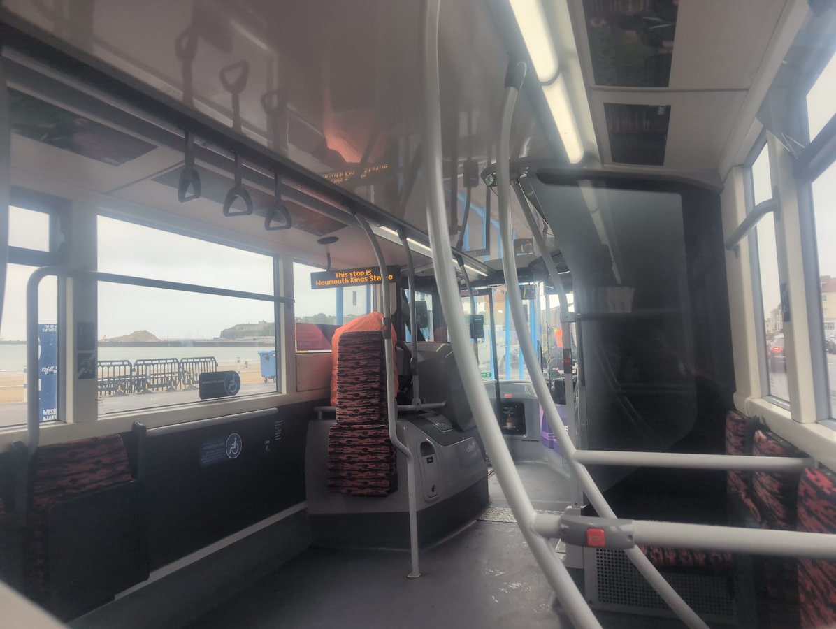 Keine Züge! Bus nach Wareham, England