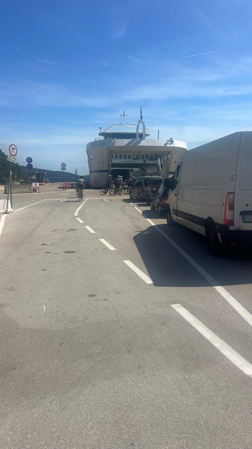 Fähre nach Rab, Kroatien
