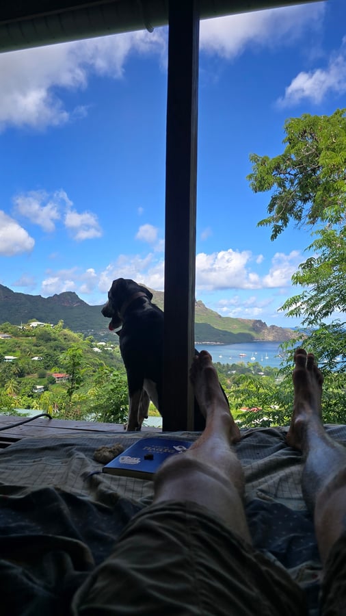 Nuku Hiva avec mon chien, Polynésie française