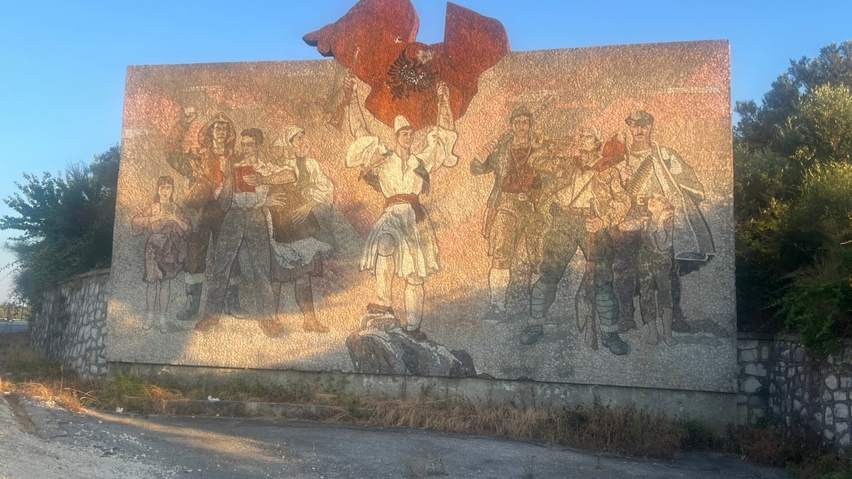 De camino a Vlorë, Albania