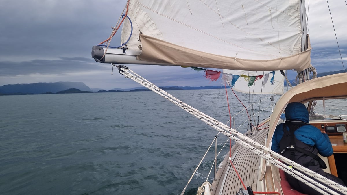 Day 40! Long sail into Hardangerfjord, Norway