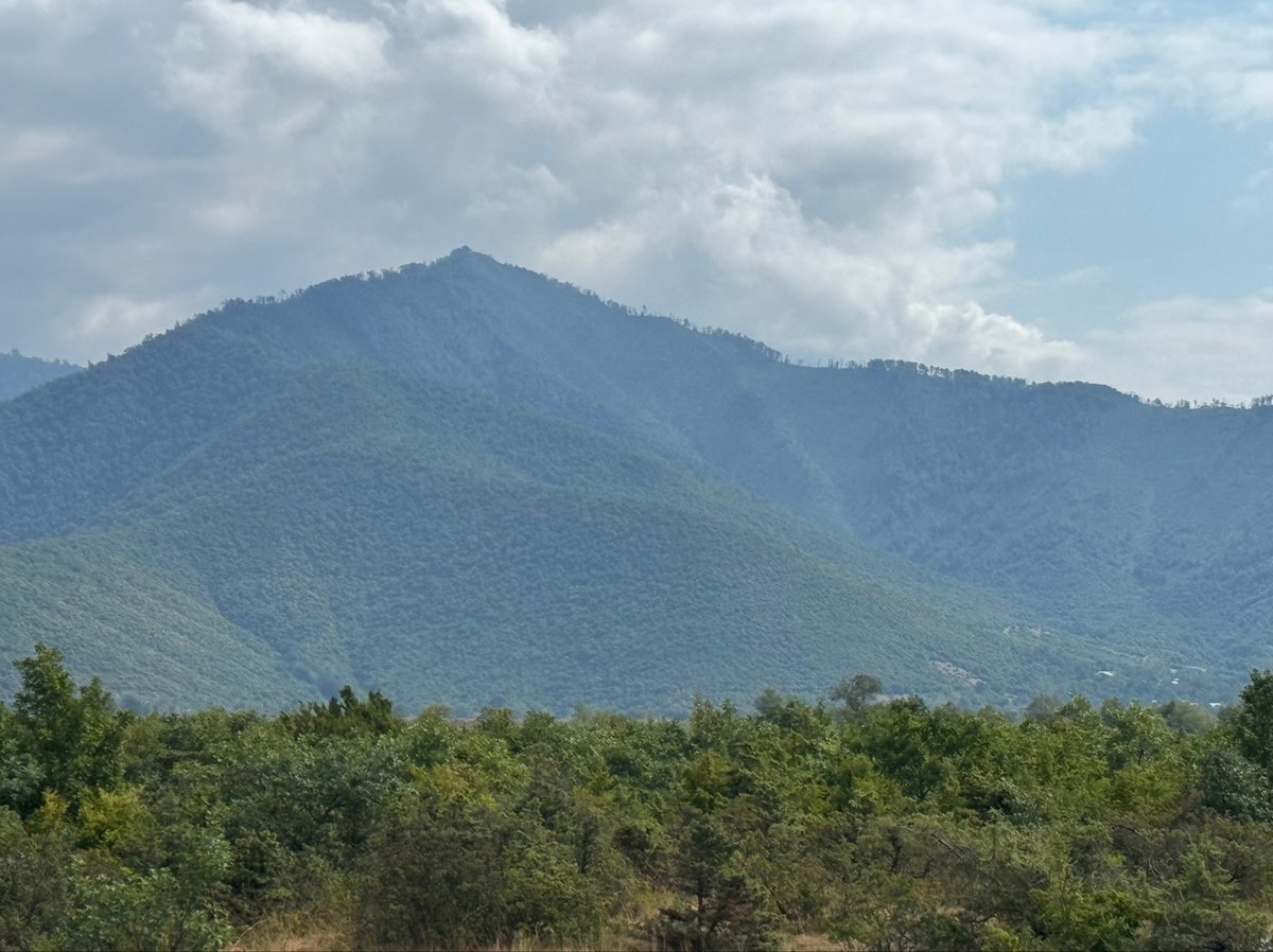 Back towards the mountains, Azerbaijan