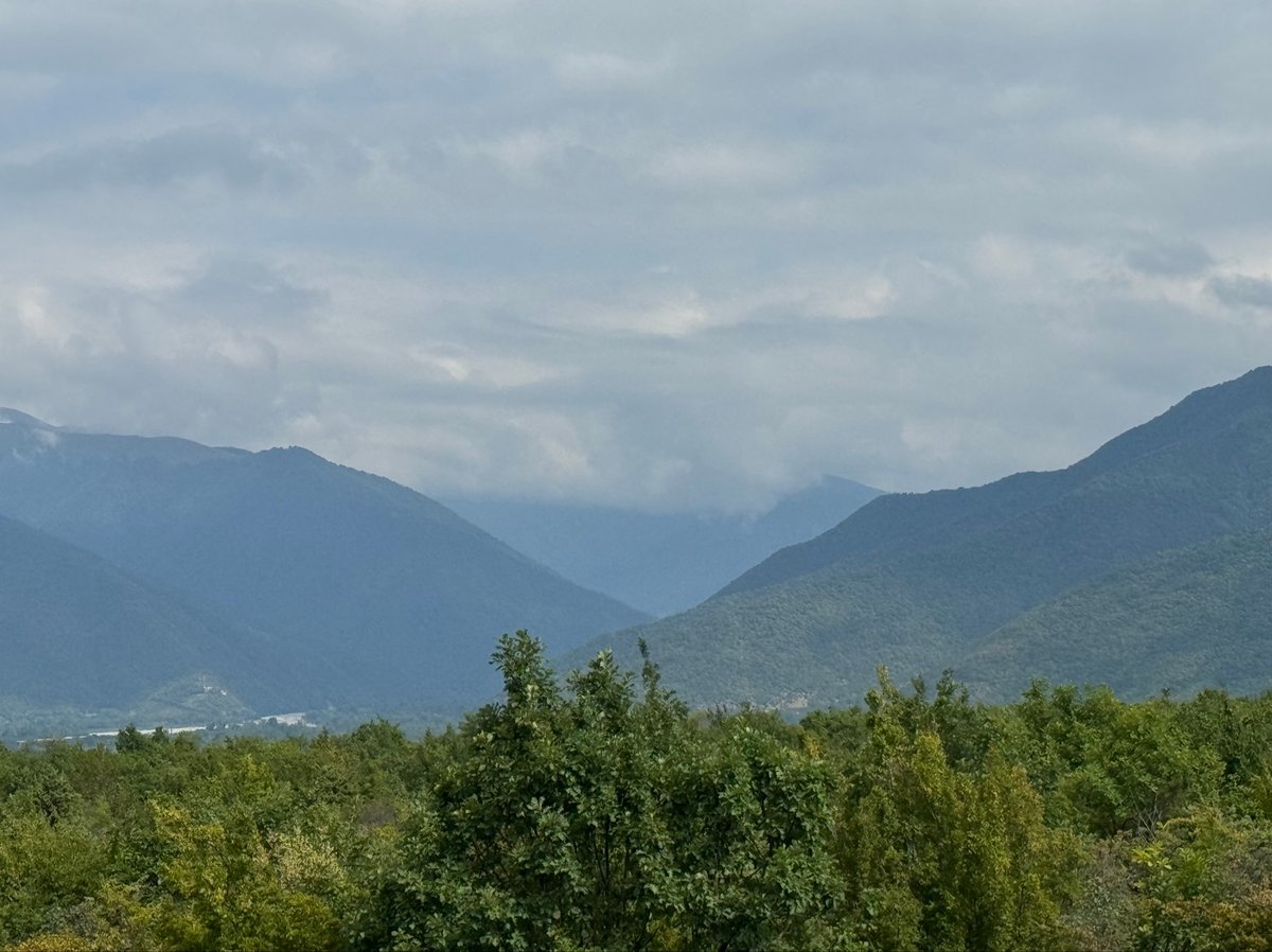 Back towards the mountains, Azerbaijan
