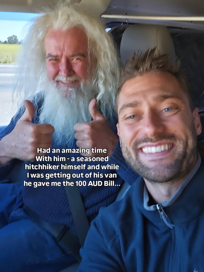 Hitchhiking life australia, Australia