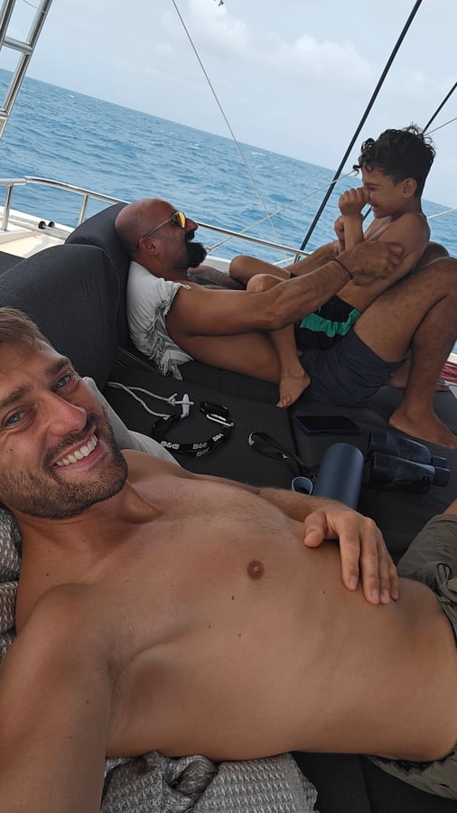 Sailing nlife