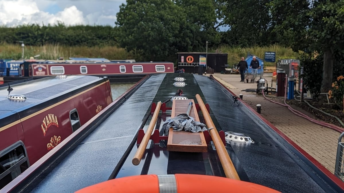 Boat Briefing, England