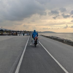 On The Move And Happy by Simon &amp;amp; Lucy