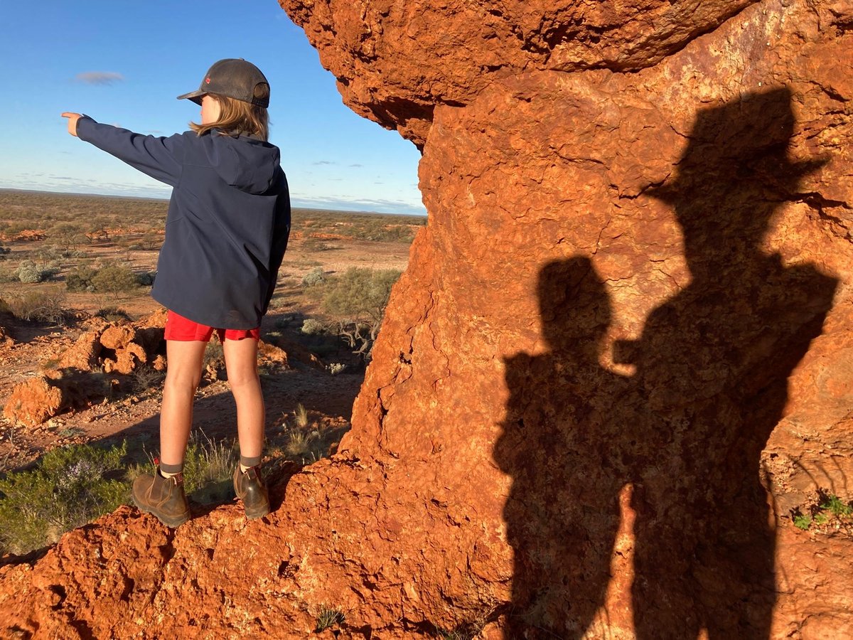 Wooleen Walking, Australia