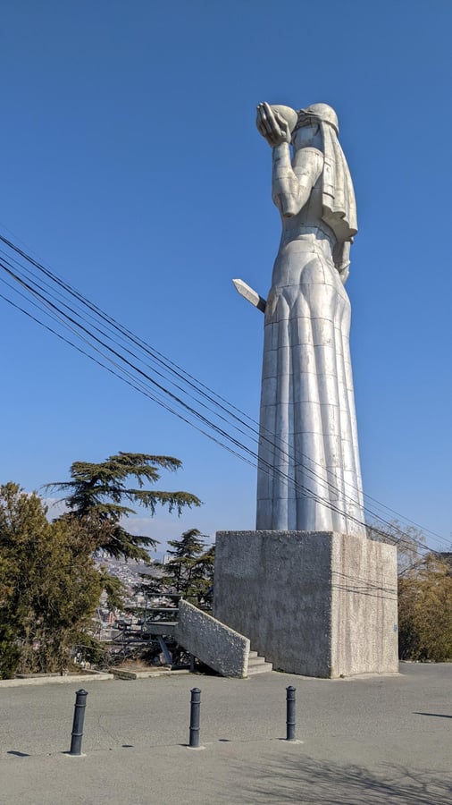Statua della Madre della Georgia, Georgia