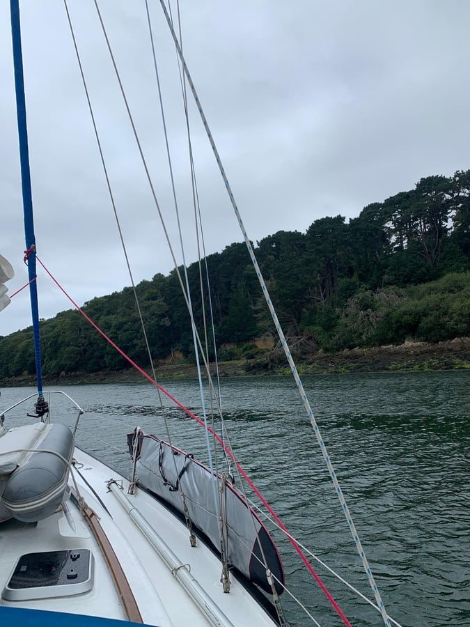 Aguas tranquilas después de una navegación difícil, Francia