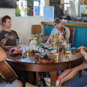 Cidery Session by Simon &amp;amp; Lucy