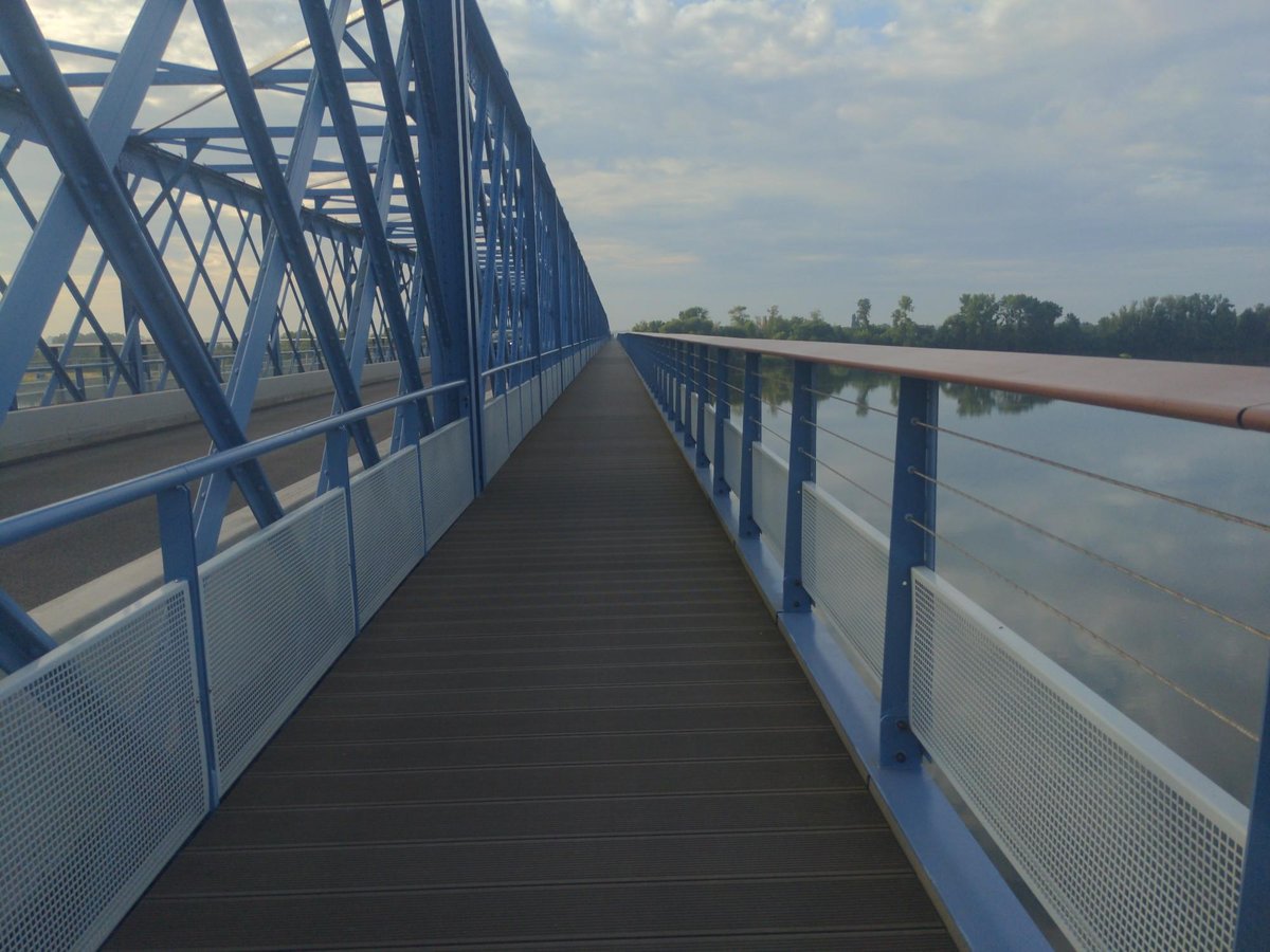 Brücke!, Frankreich