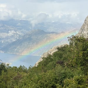 Mountain Views by Simon &amp;amp; Lucy