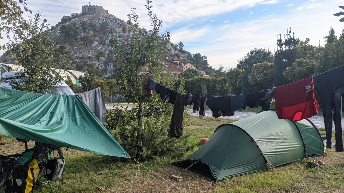 Ruhetag, Albanien