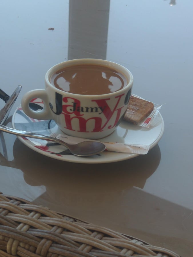 Slow Day!, France