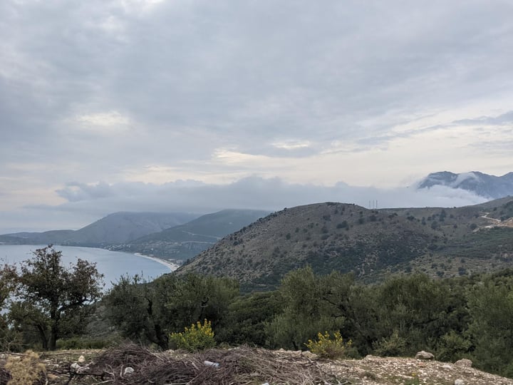 Lukova, Albanië