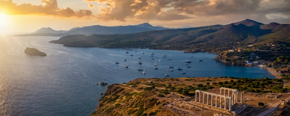 The Mediterranean Circuit